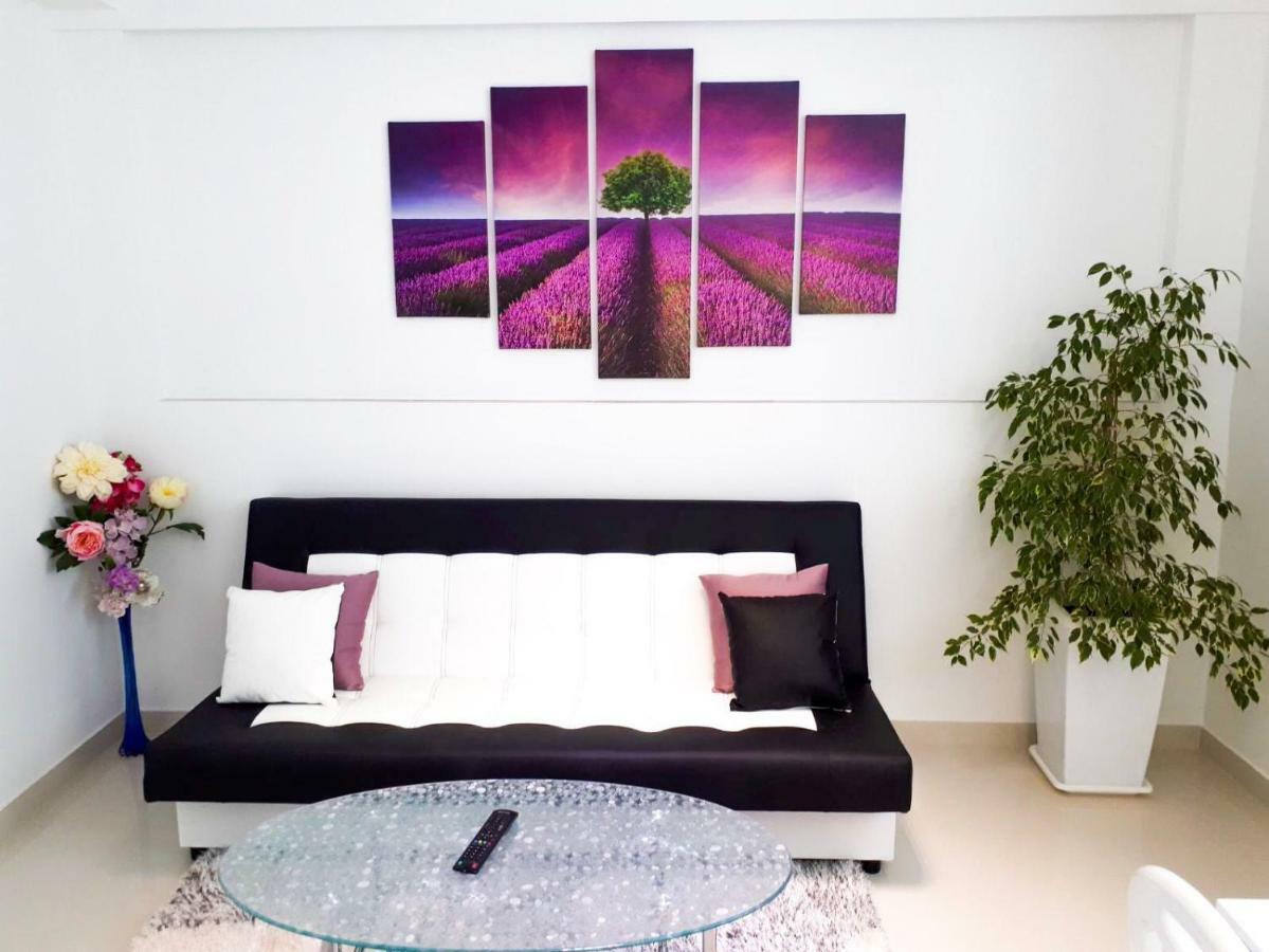 Apartment Silvia Макарска Экстерьер фото